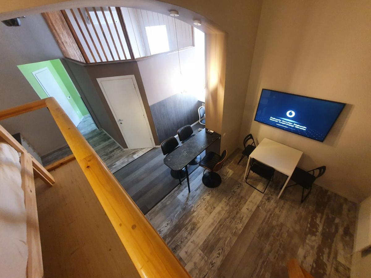 Art-Club Apartment With Air Condition Budapest Bagian luar foto